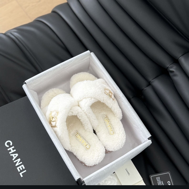 Ch*el slippers